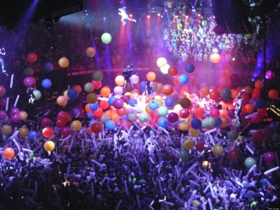 New-Year-Dance-Party-Image-Courtesy-HuffingtonPost